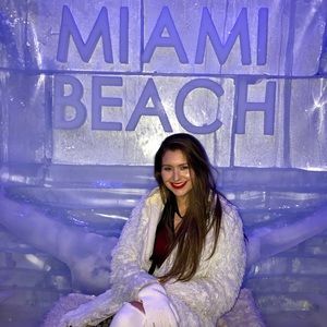 Meet your Posher, Lisa